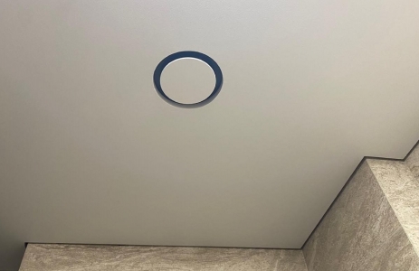 Теневой диффузор для натяжного потолка FoZa FoZa d150мм с вентилятором на шарикоподшипнике d100мм с выходом на трубу 60х204мм